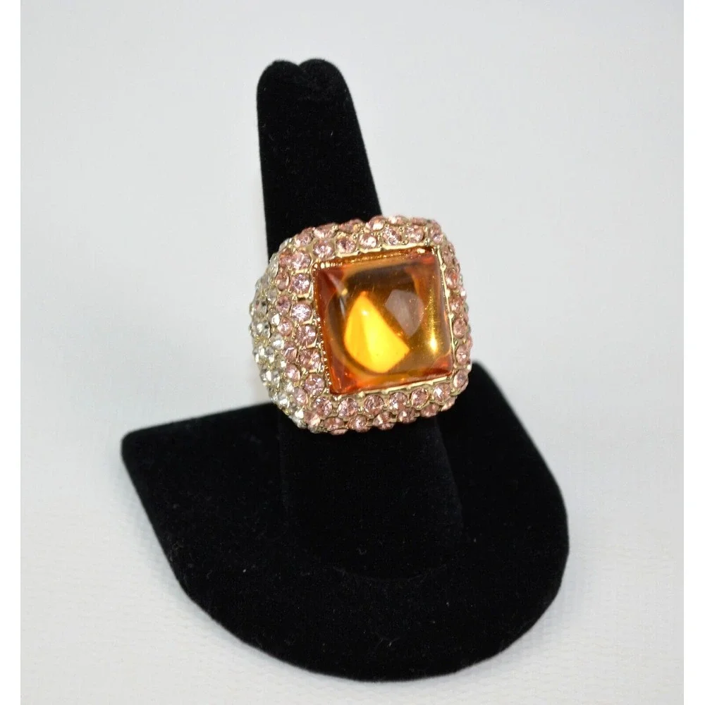 Gold Tone Ring with Yellow Glass Stone Surrounded‎ by Rhinestones Size 8